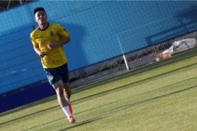 开云体育登录平台包含马德里竞技发布备战花絮；集结日更衣室发声；CBA常规赛任务艰巨；心理建设被强调的词条