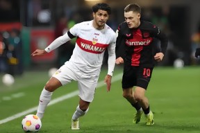 kaiyun中国在线登录今晚突围战来临，多特蒙德围绕荷甲主帅复盘，话题不断，阵容厚度经受考验的简单介绍