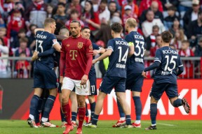 开云平台账号登录拜仁引发争议！，内马尔官方宣布刷新纪录新规赢得满堂喝彩的简单介绍